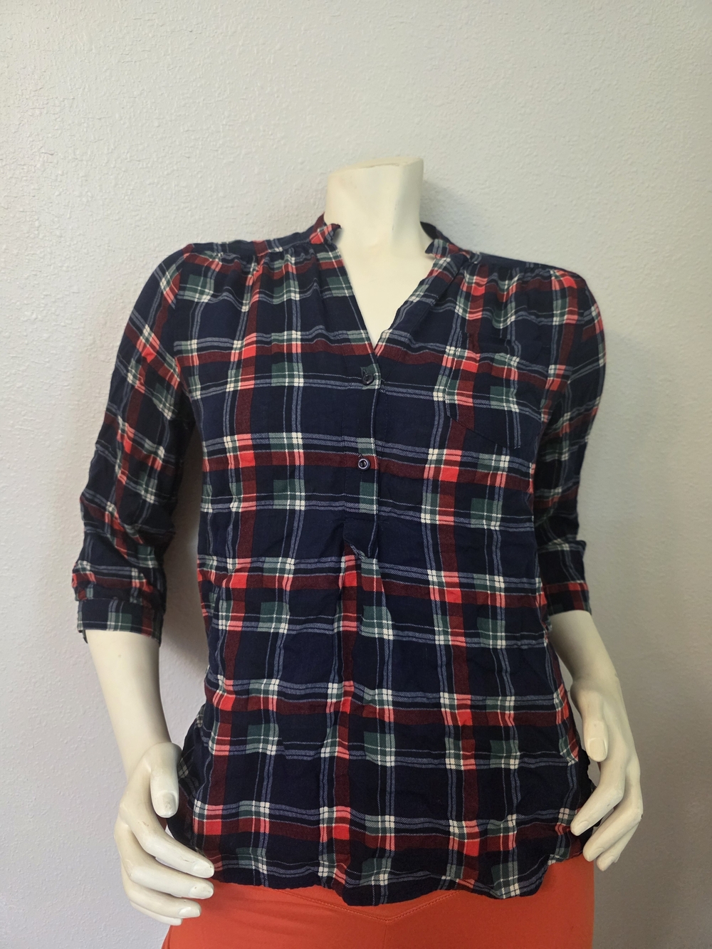 Women's Small Navy Plaid Button-Front Shirt - Red & Navy